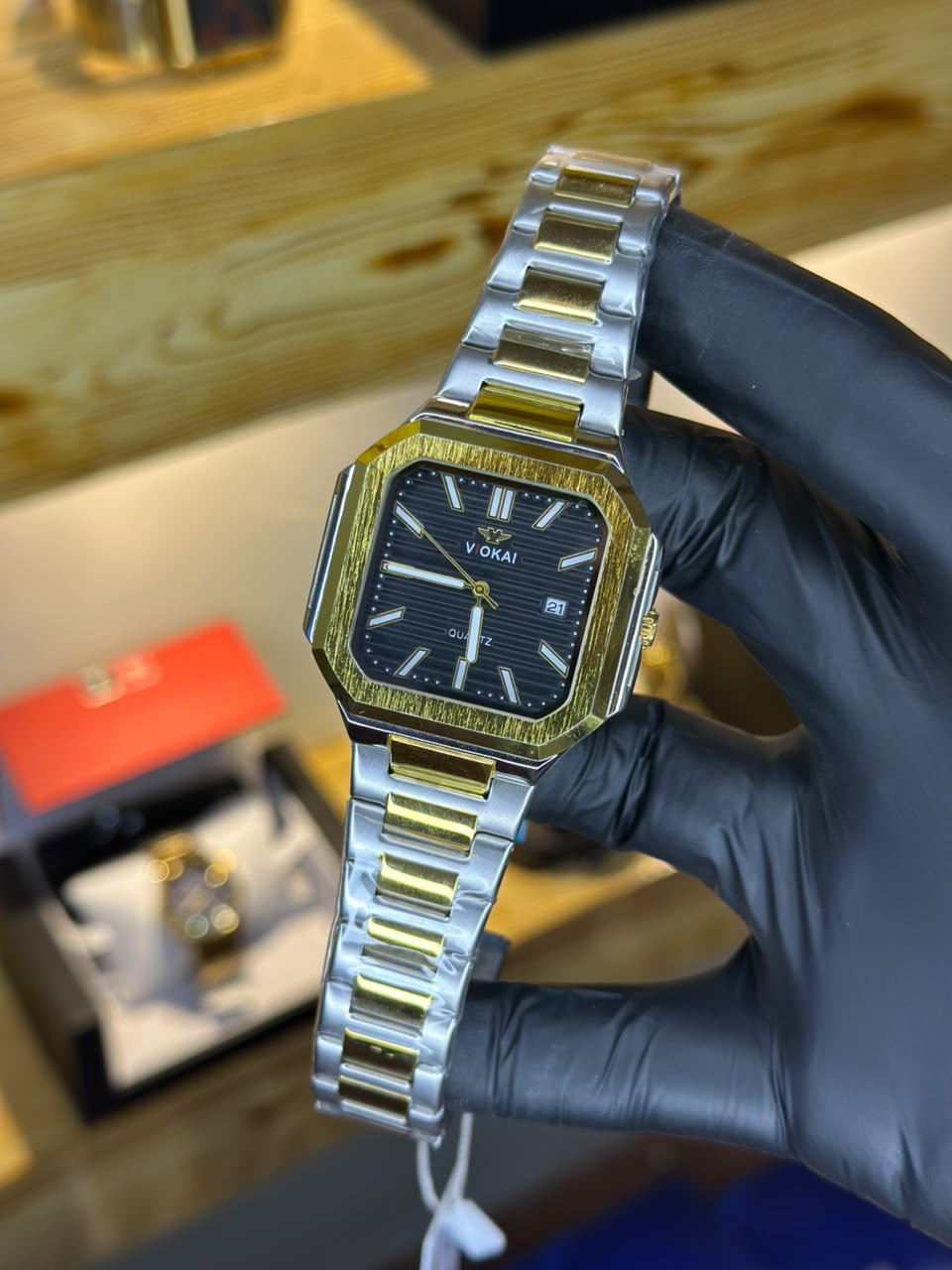 VIOKAI square watch, two-tone with black dial